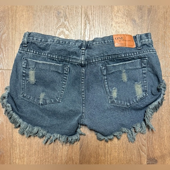 One Teaspoon for Free People Black Bandits Shorts Distressed Relaxed Fit Size 30 - Picture 2 of 6